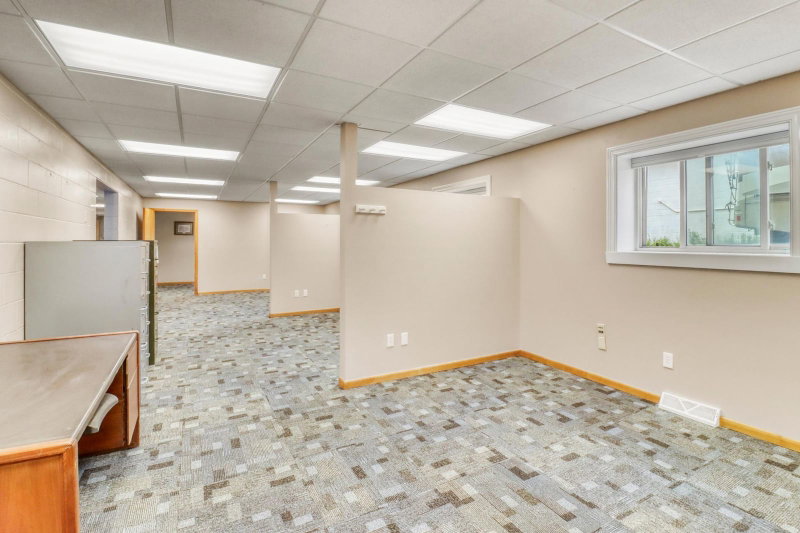 522 Main Street W - Photo 38