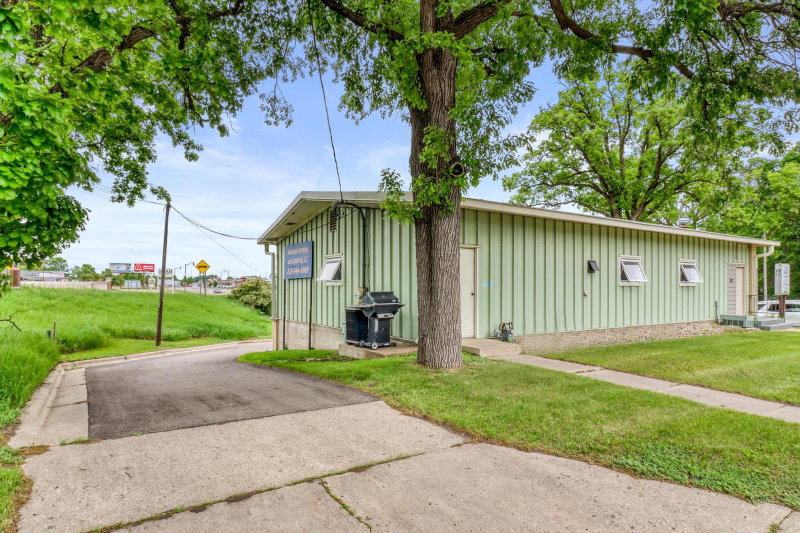 522 Main Street W - Photo 5