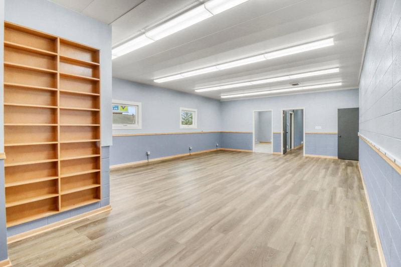 522 Main Street W - Photo 8