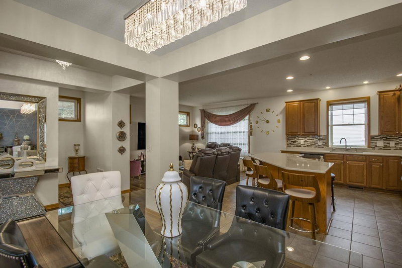 1691 Village Trail E #7 - Photo 15