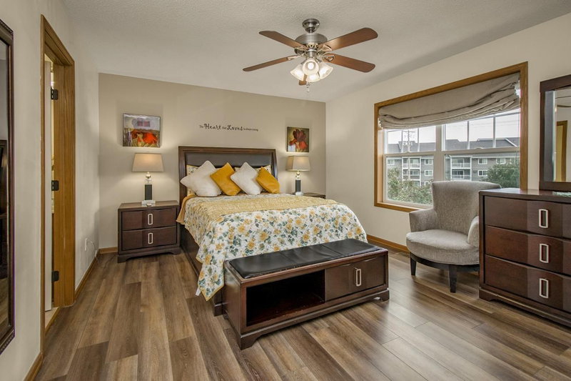 1691 Village Trail E #7 - Photo 27