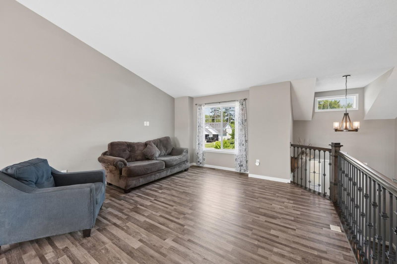 425 Eagle Street NW - Photo 6