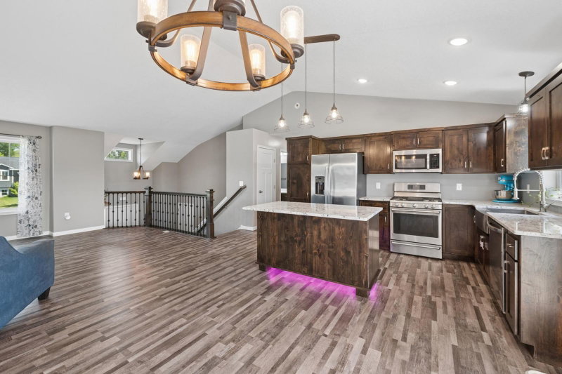 425 Eagle Street NW - Photo 9