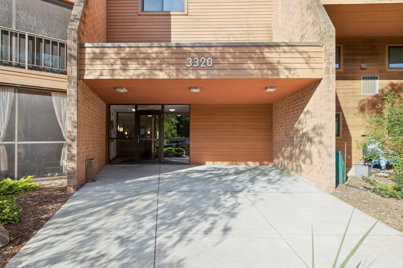 3320 Louisiana Avenue S #504 - Photo 24