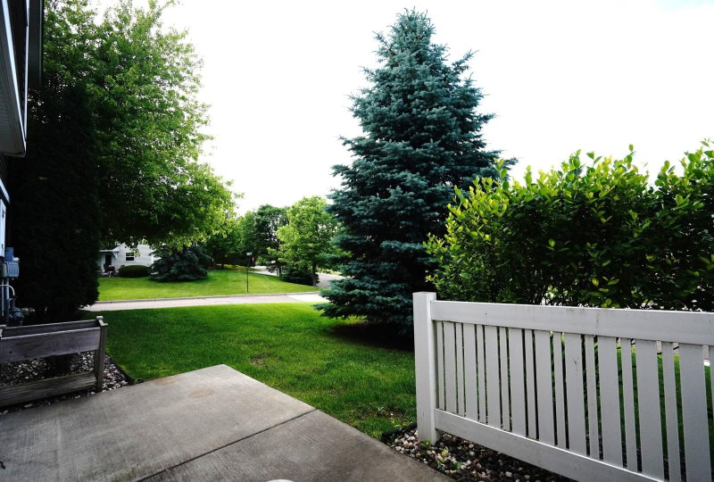 15615 60th Avenue N - Photo 14