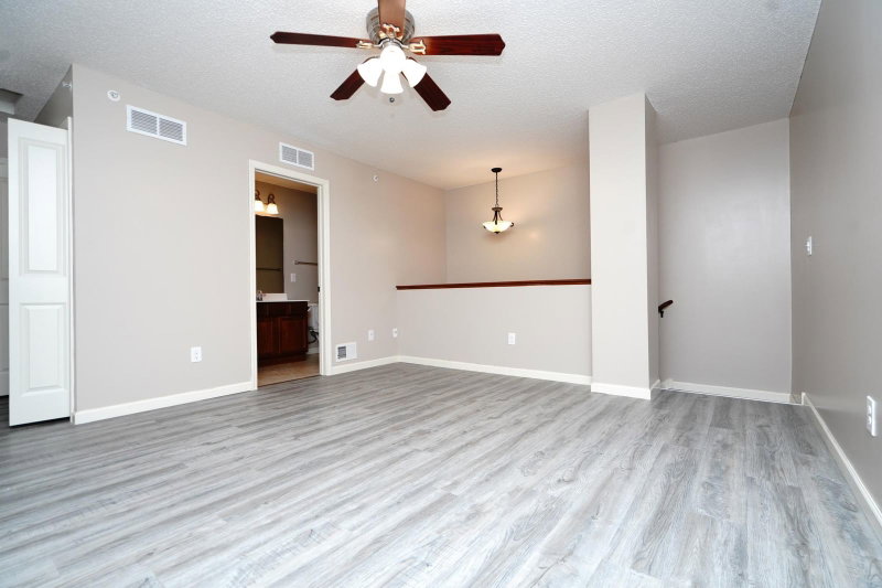 15615 60th Avenue N - Photo 9
