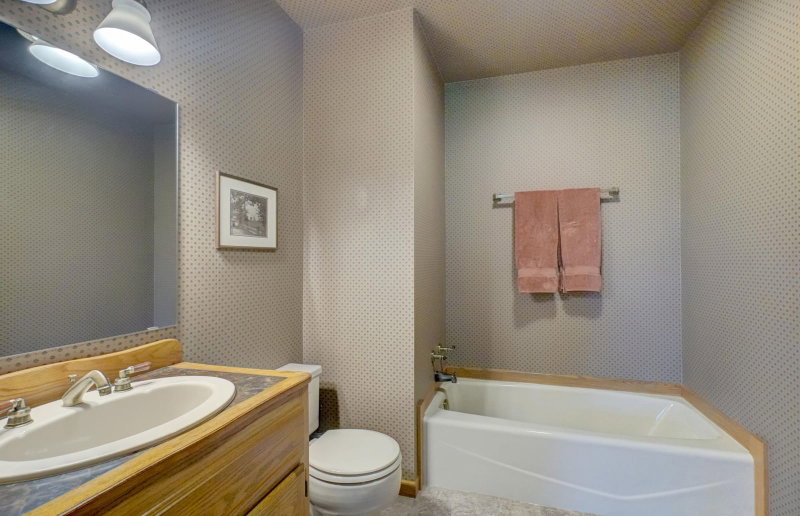 7669 Minar Avenue N - Photo 20