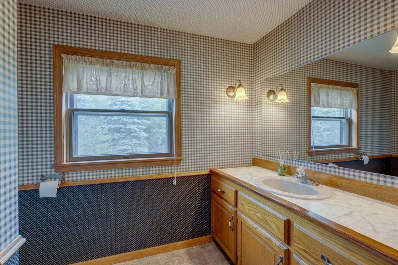 7669 Minar Avenue N - Photo 28