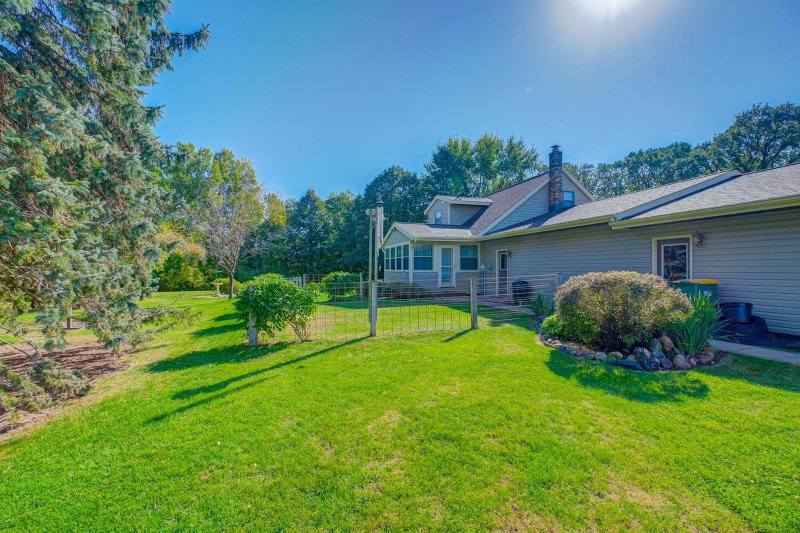 7669 Minar Avenue N - Photo 35
