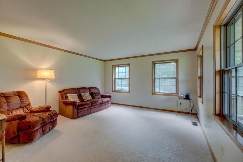 7669 Minar Avenue N - Photo 6