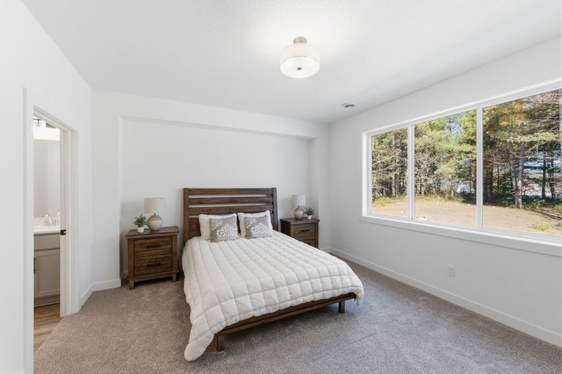 5244 Yorktown Court NE - Photo 16