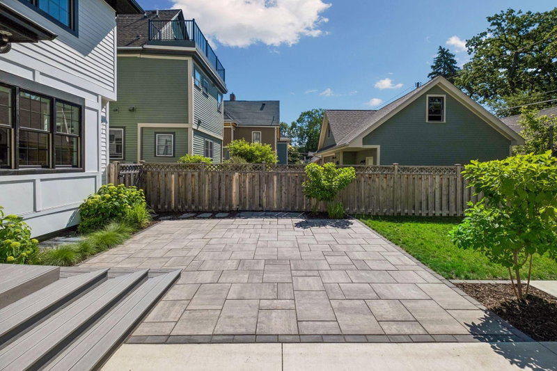 540 Holly Avenue - Photo 45