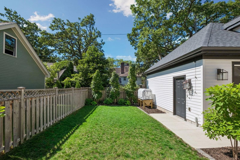 540 Holly Avenue - Photo 46