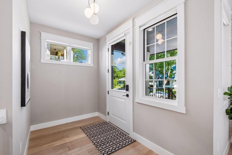 540 Holly Avenue - Photo 6