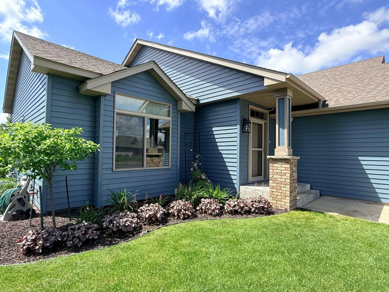 1256 Osauka Road NE - Photo 2