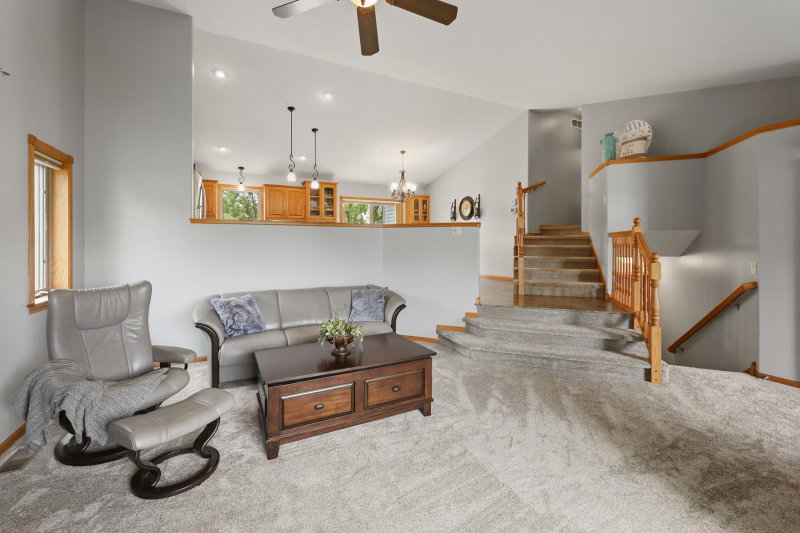 1256 Osauka Road NE - Photo 7