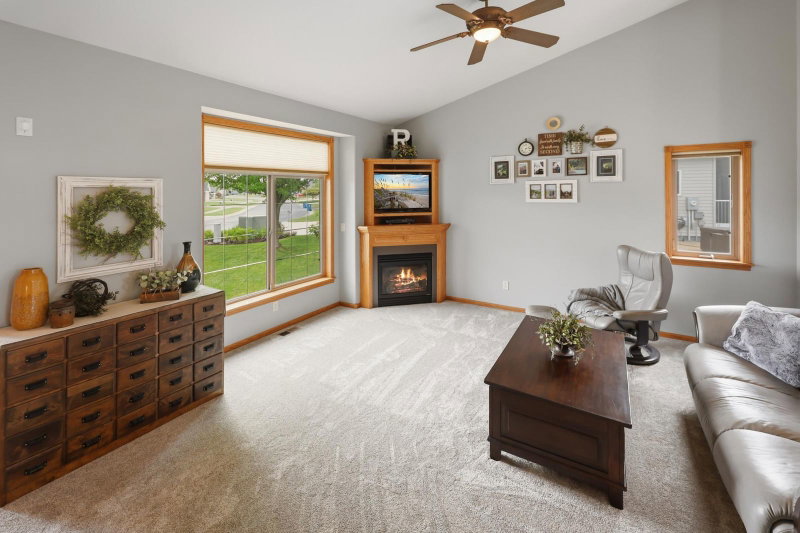 1256 Osauka Road NE - Photo 10