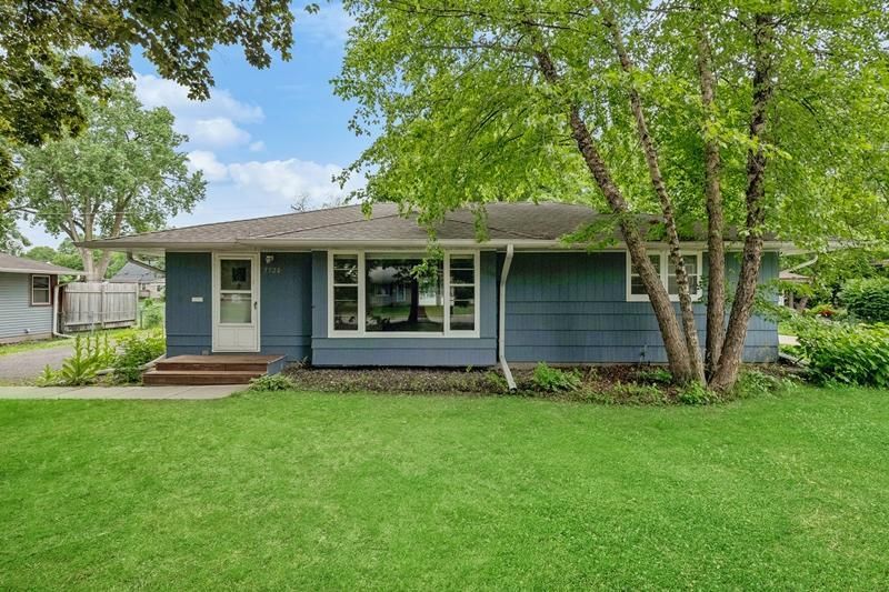 7520 Thomas Avenue S - Photo 3