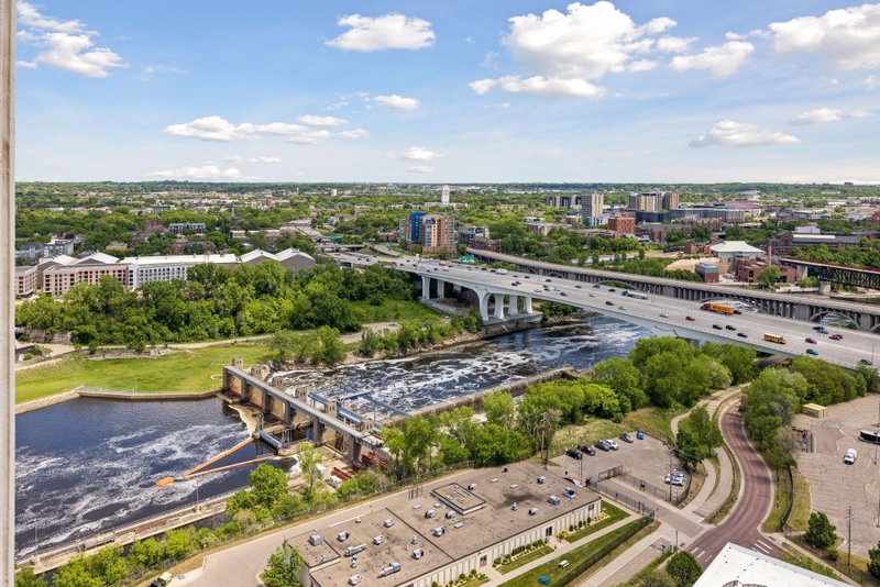 1111 W River Parkway #23D - Photo 4