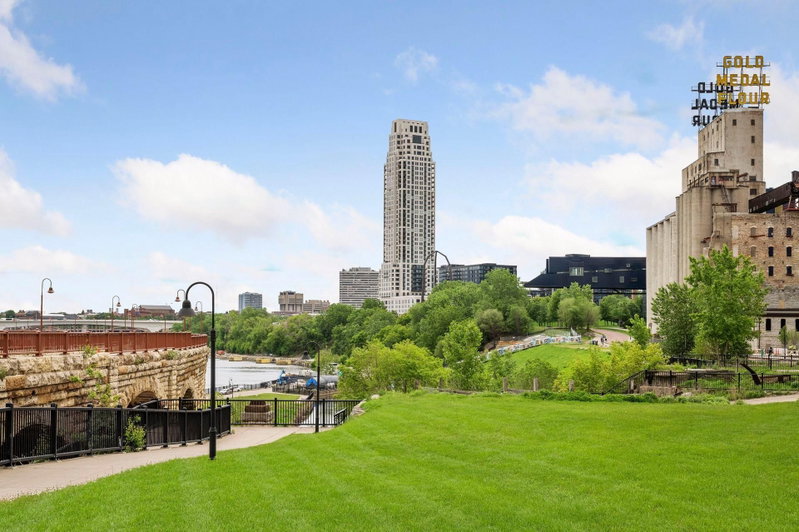 1111 W River Parkway #23D - Photo 35
