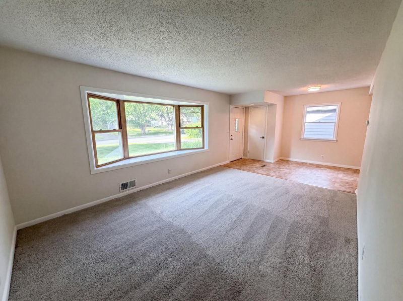 2128 Ronald Avenue - Photo 8