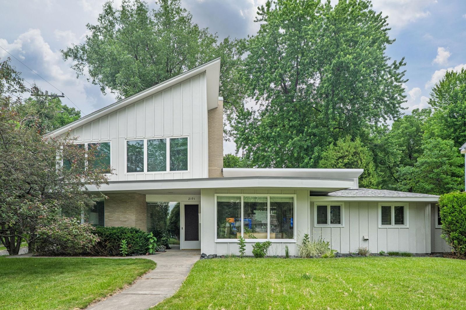 2191 Edgcumbe Road