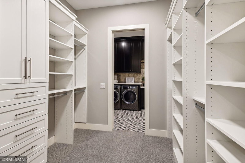 1230 Greenway Pass - Photo 14