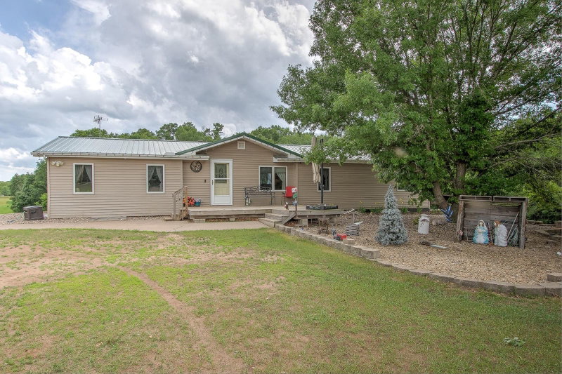 11585 269th Avenue NW - Photo 38