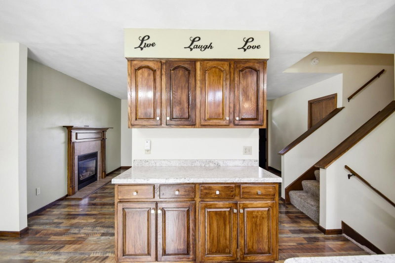 360 Allan Avenue - Photo 12