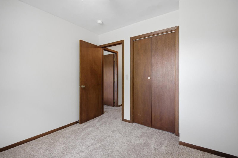 360 Allan Avenue - Photo 19