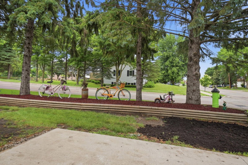 360 Allan Avenue - Photo 39