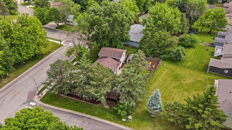 360 Allan Avenue - Photo 46