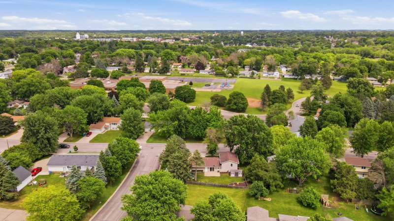 360 Allan Avenue - Photo 50