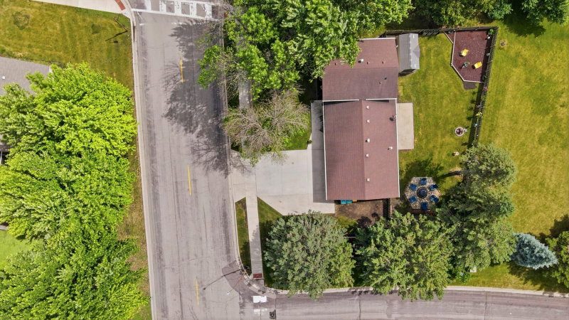 360 Allan Avenue - Photo 54