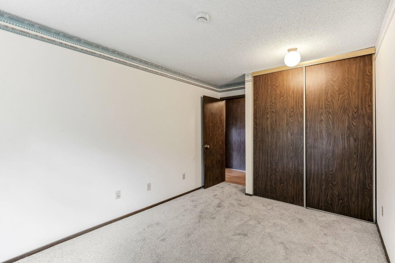 4624 Cedar Lake Road S #4 - Photo 13