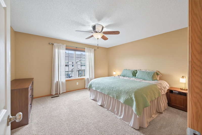 7606 11th Street N - Photo 12