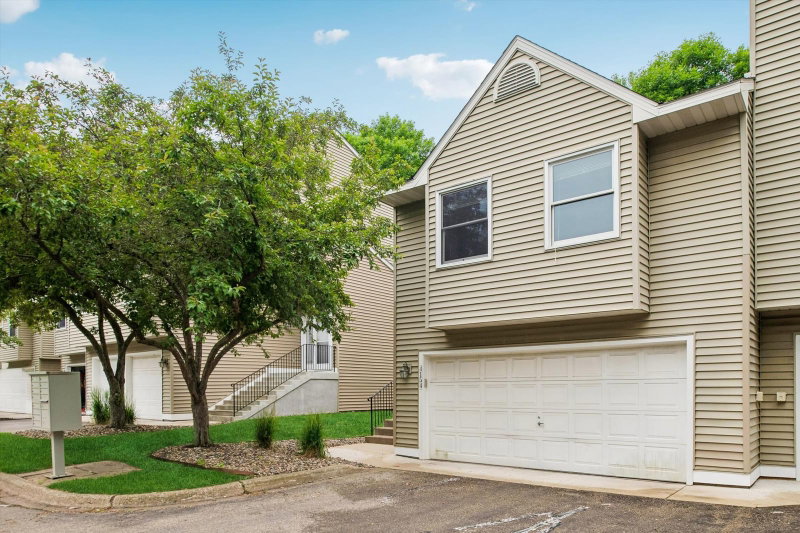 4154 Meadowlark Way - Photo 2