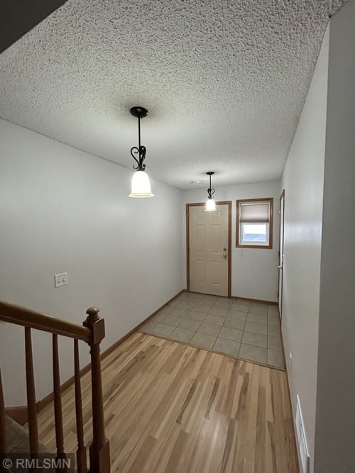 6884 Meadow Grass Lane S - Photo 2