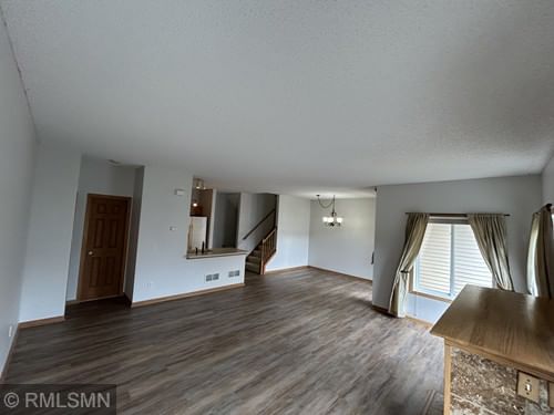 6884 Meadow Grass Lane S - Photo 11
