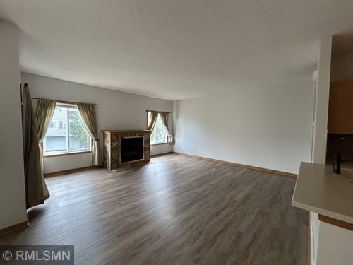 6884 Meadow Grass Lane S - Photo 13