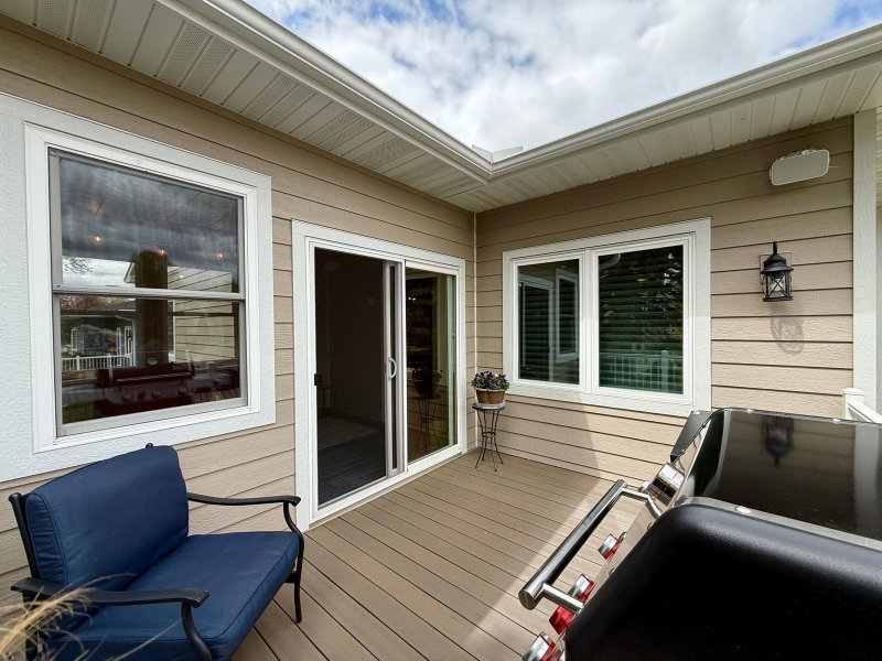 704 Maple Place - Photo 11
