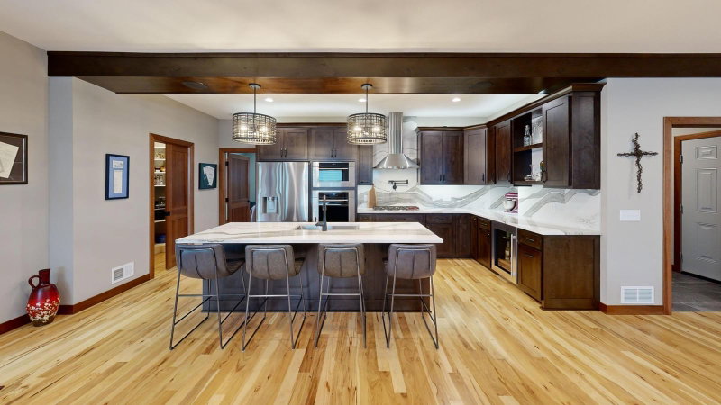 704 Maple Place - Photo 18