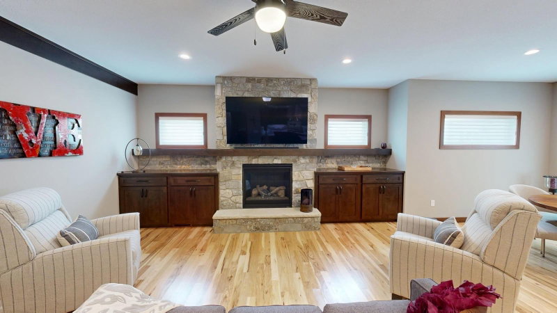 704 Maple Place - Photo 19