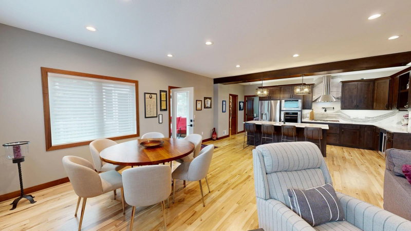 704 Maple Place - Photo 28