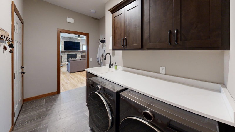 704 Maple Place - Photo 39