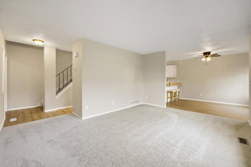 5918 Cahill Avenue - Photo 12