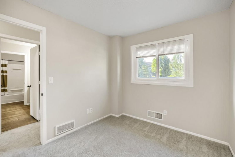 5918 Cahill Avenue - Photo 15