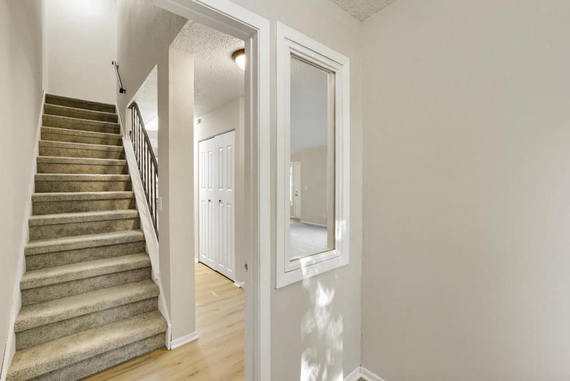 5918 Cahill Avenue - Photo 3