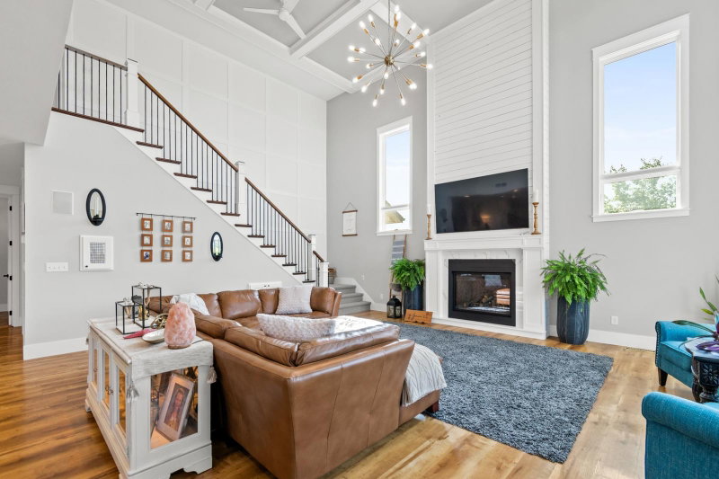 606 Venture Lane NE - Photo 22