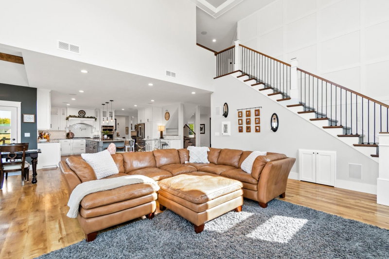 606 Venture Lane NE - Photo 23